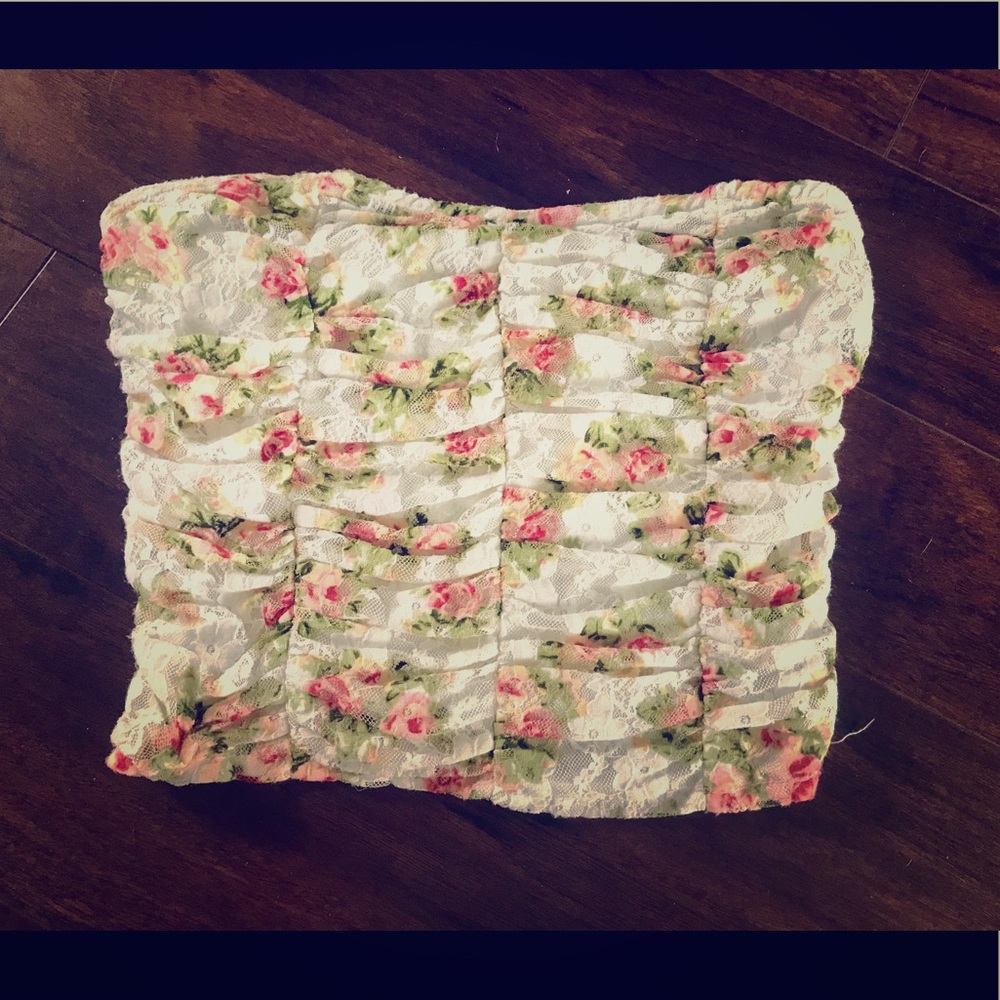 Cropped ruched floral tube top medium GUC